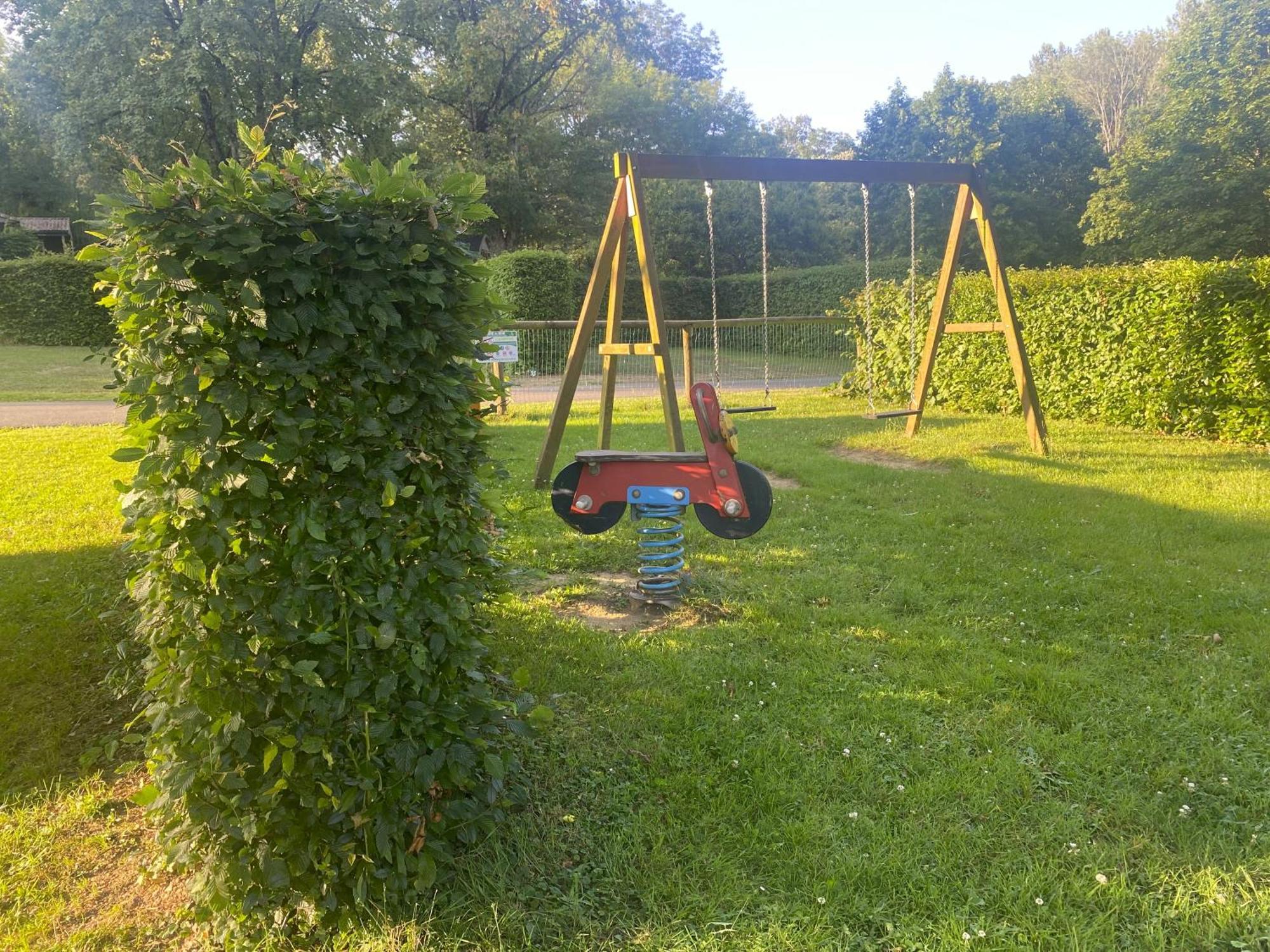 Camping L'Etruyere La Tardiere Exterior foto